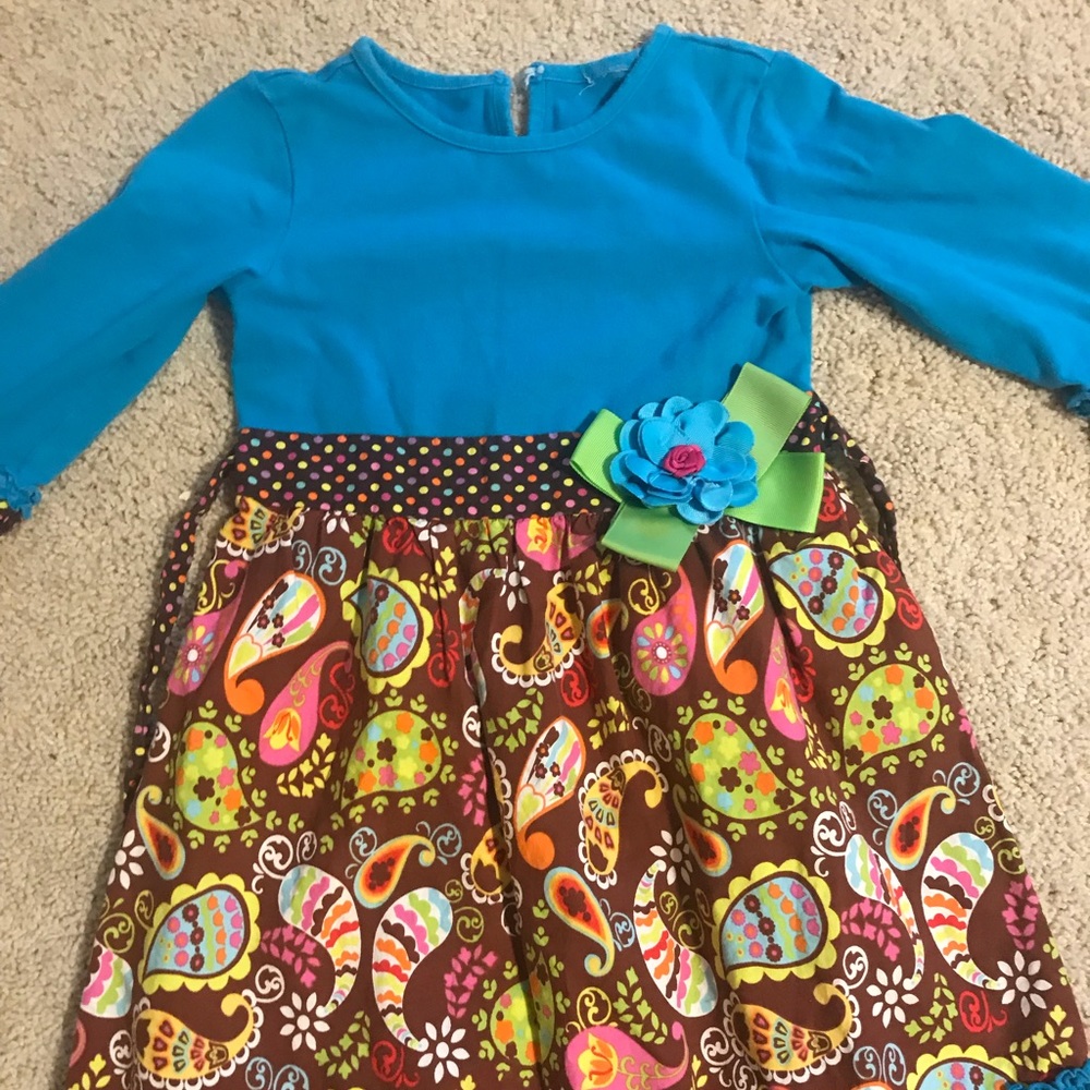Beautiful girls dress.